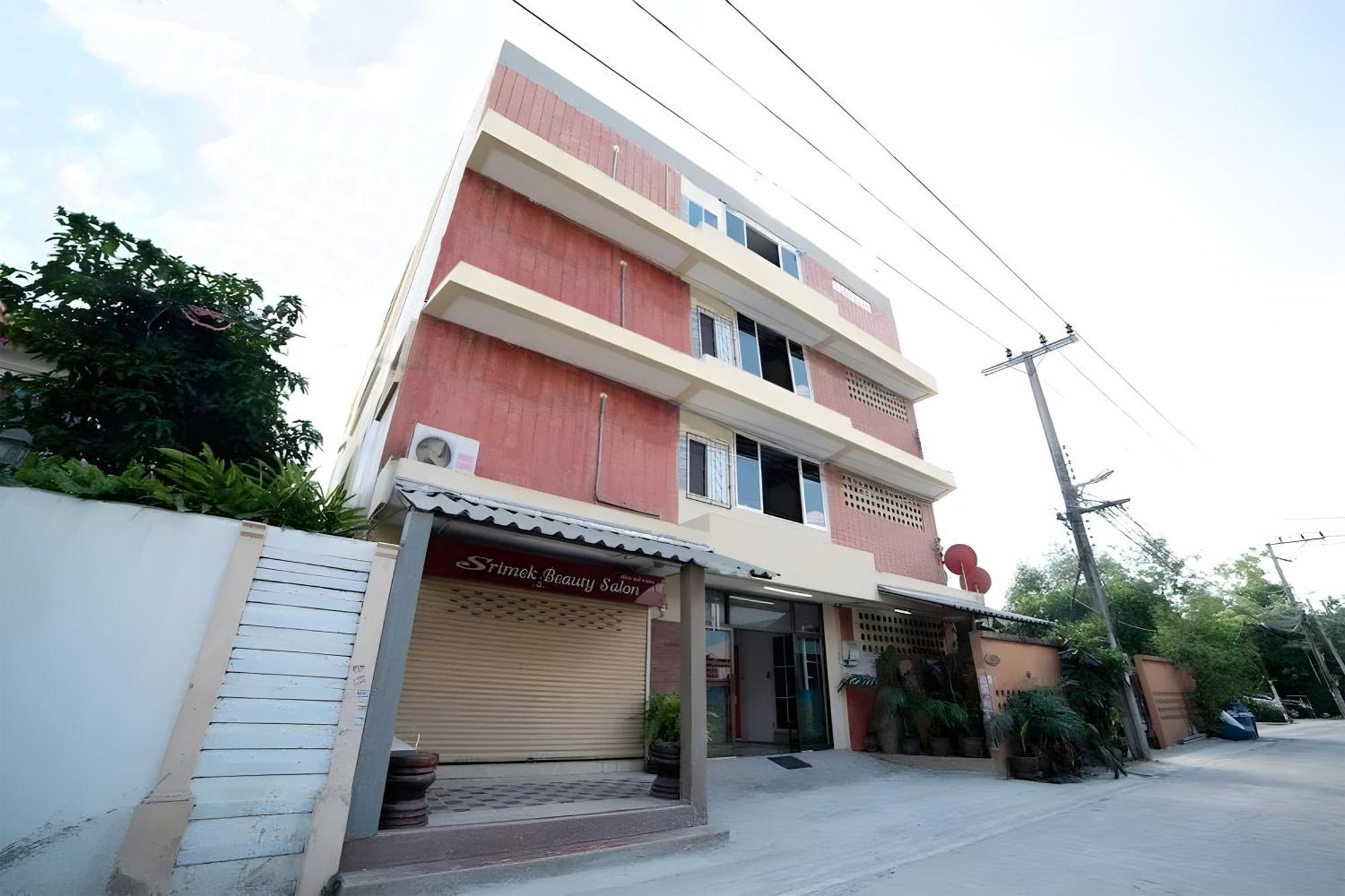 Sukhum Sukhumvit-Onnut Guest House Bangkok Exterior photo